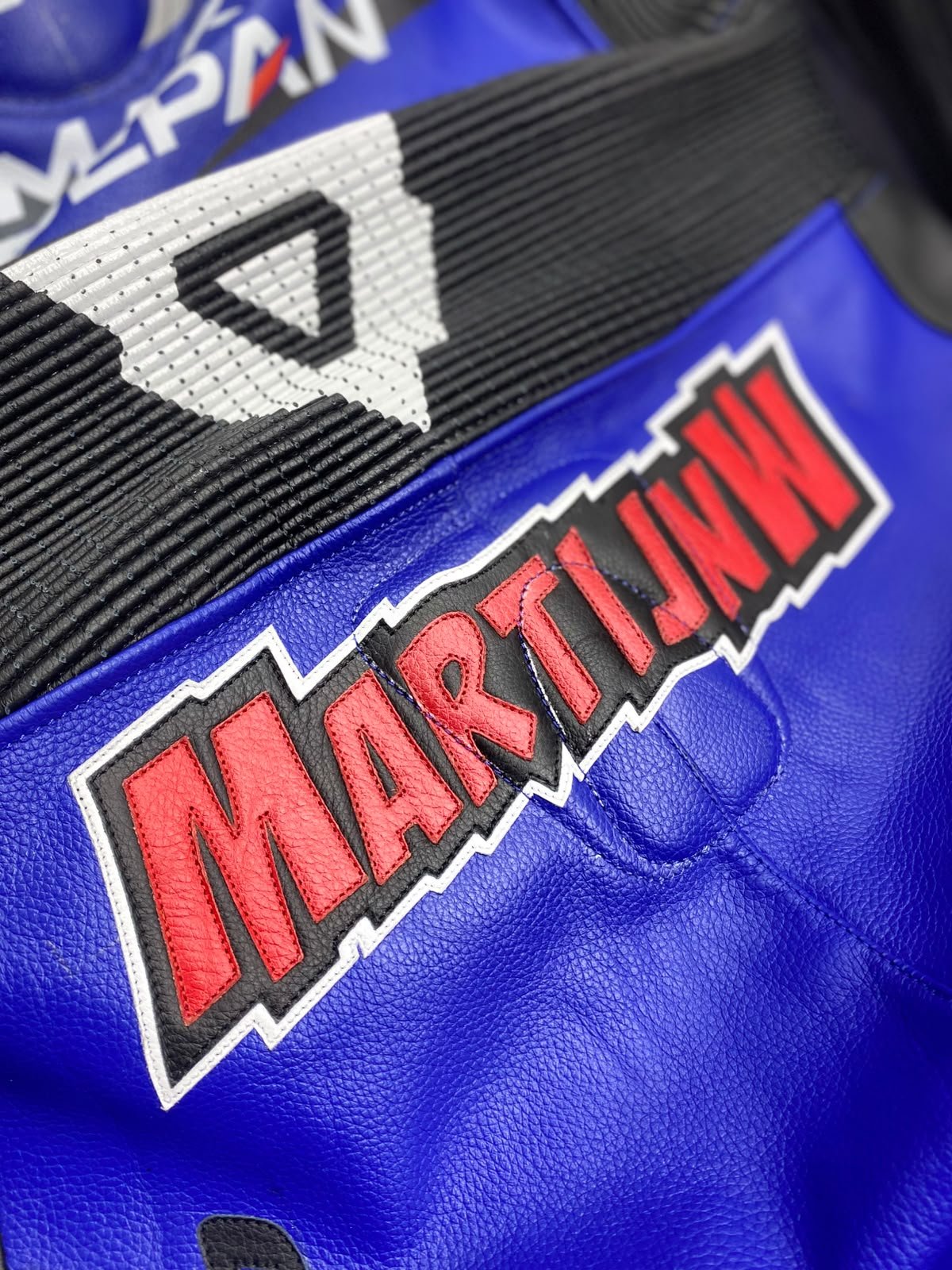 NFmoto custom leather race suit, detail view
