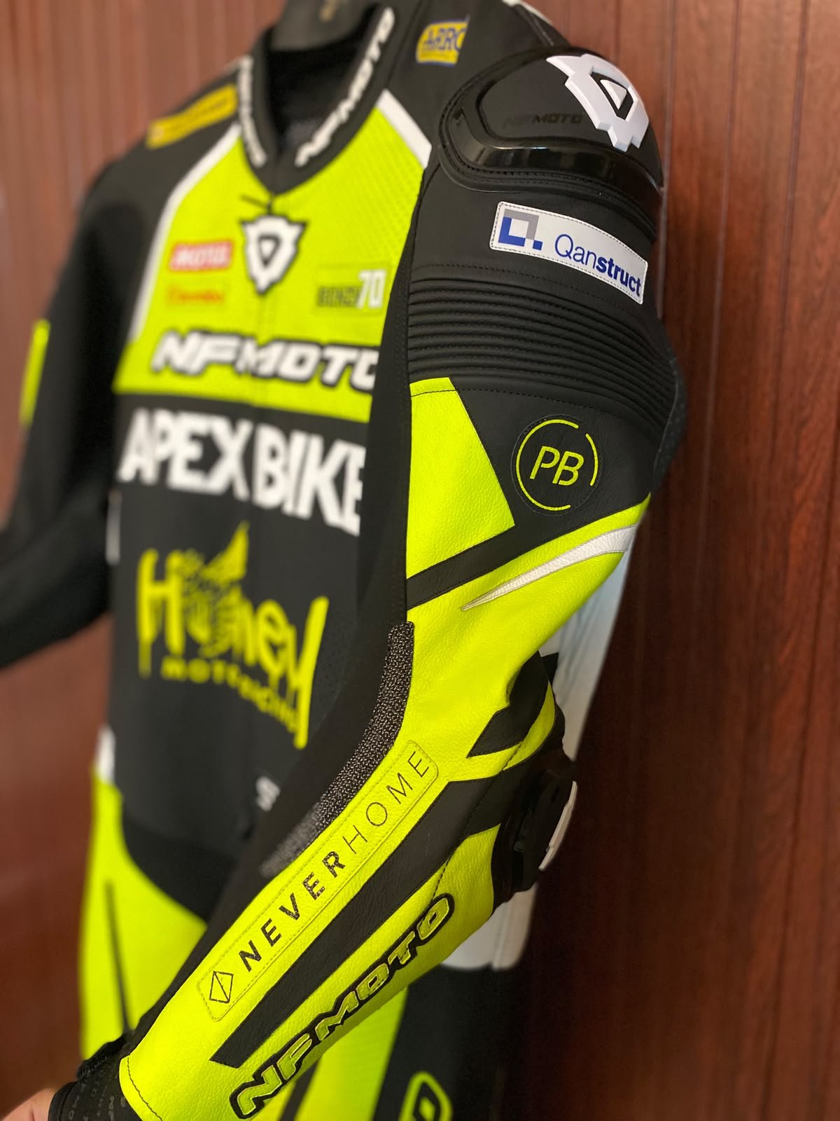 NFmoto custom leather race suit, detail view