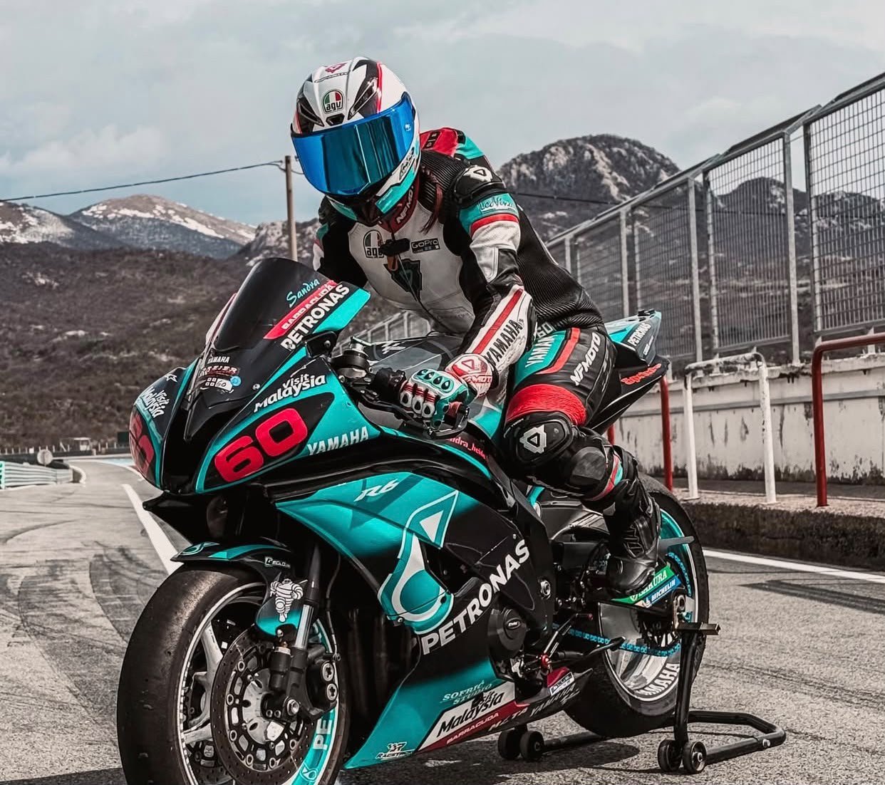 NFmoto custom leather race suit, detail view
