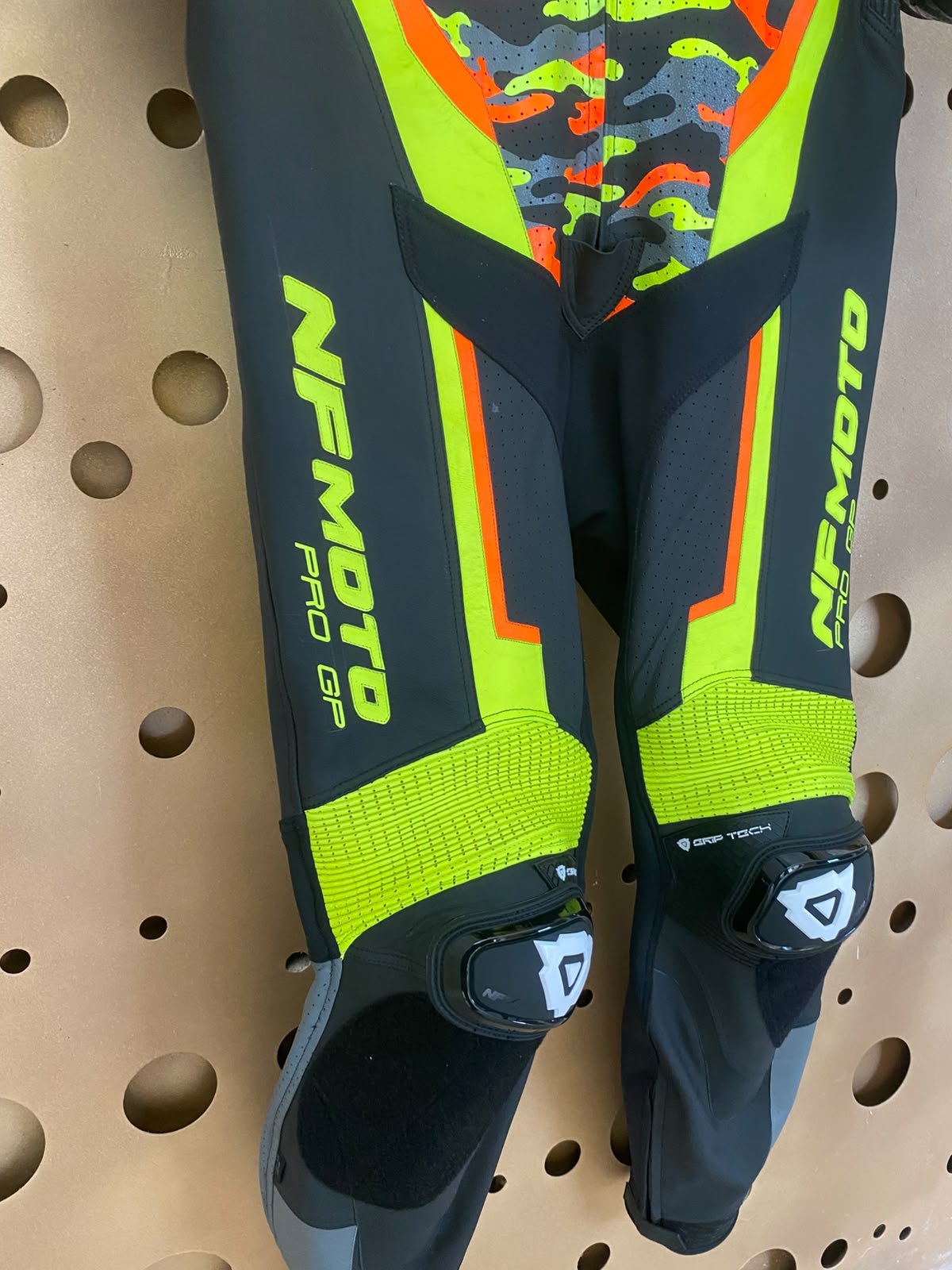 NFmoto custom leather race suit, detail view